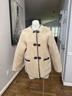 Ming sherpa coat excellent condition size small